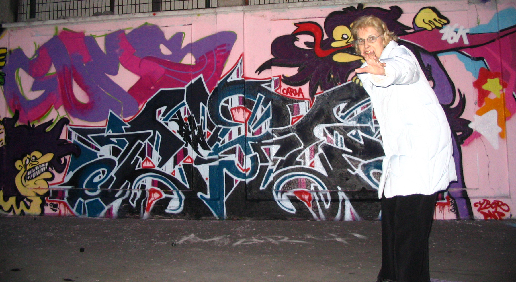 CYBER: NONNA GANGSTA